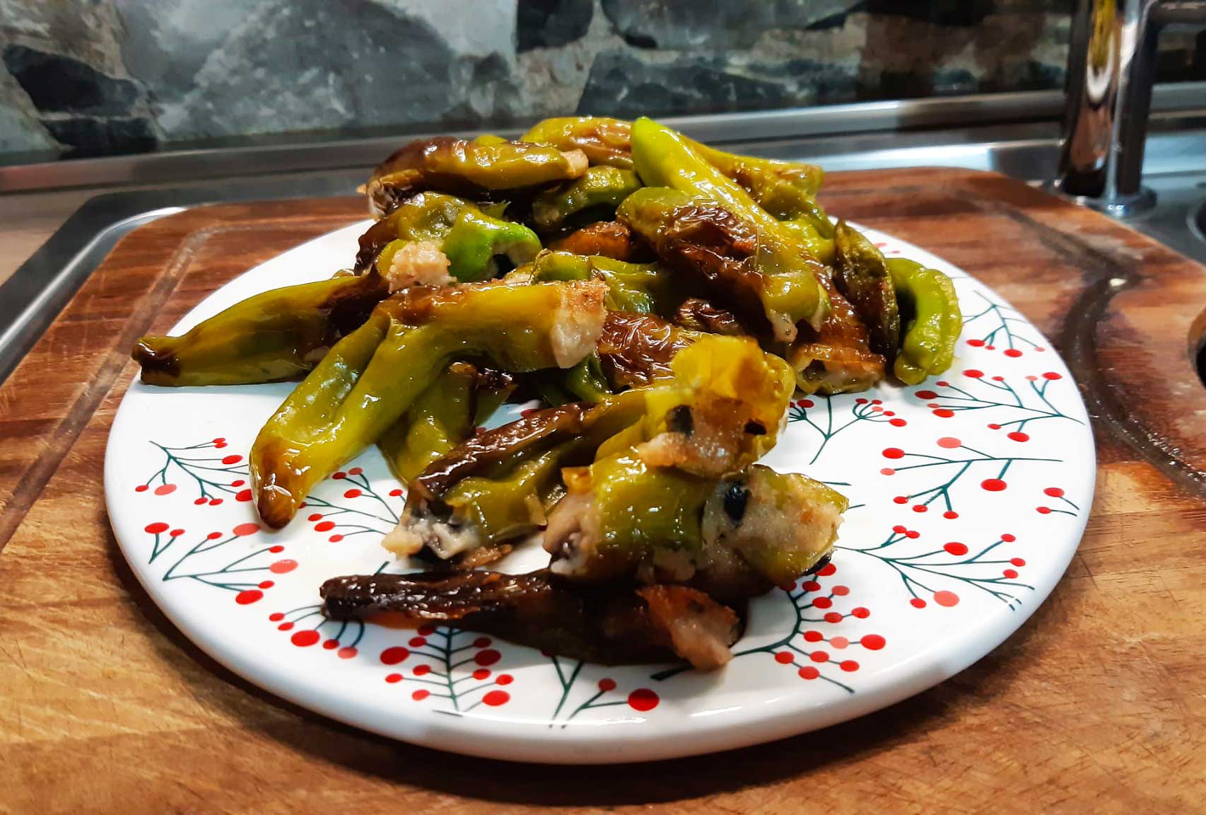 Ricetta friggitelli ripieni Ricetta friggitelli ripieni