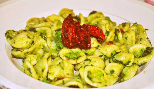 Pasta Con Broccolo Siciliano E Pomodorini Secchi - Spesa a Domicilio Roma