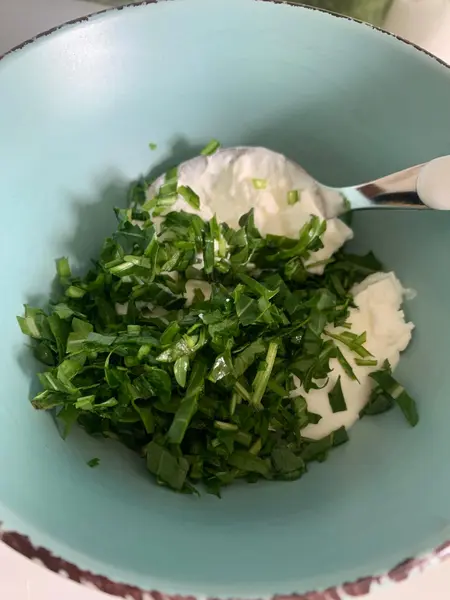 salsa di rucuola e yogurt