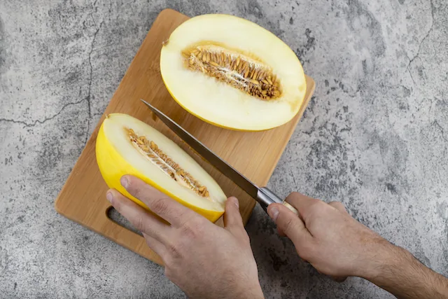 Ricetta: Insalata di Melone con Prosciutto e Menta