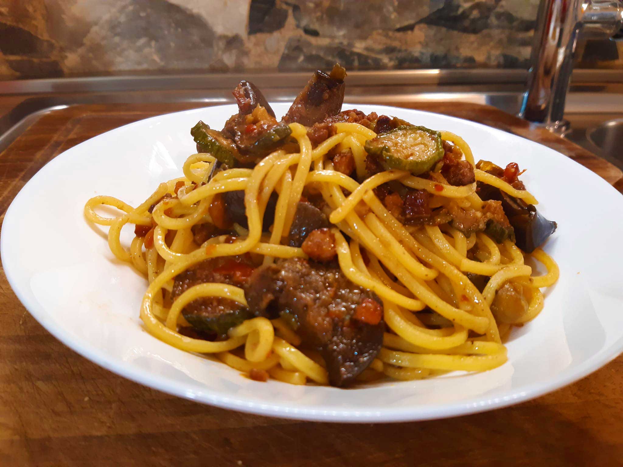 Pasta con peperonata