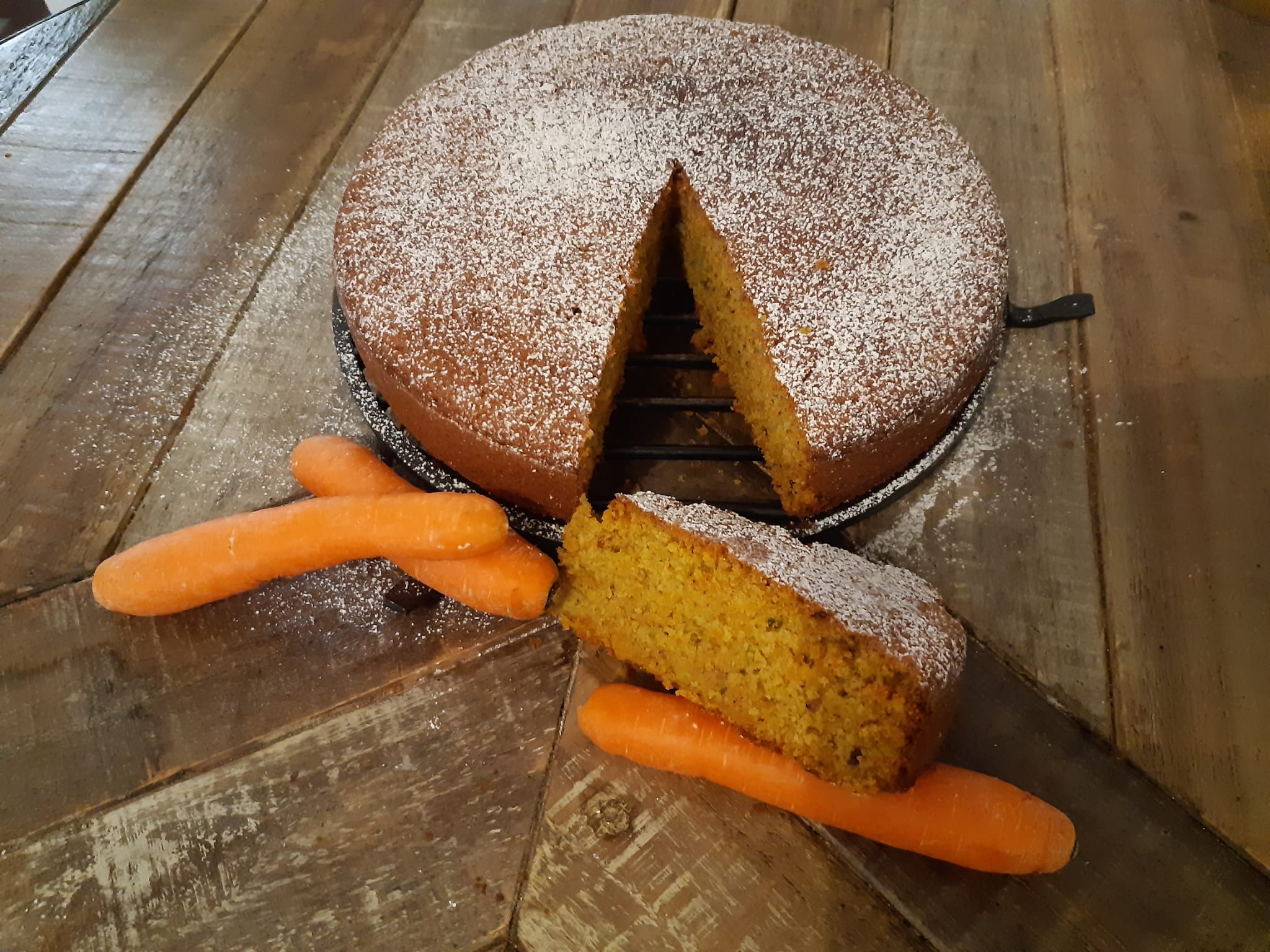 Torta di carote e pistacchi